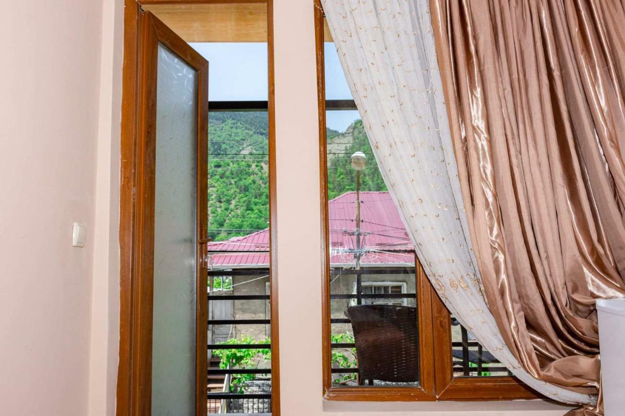 Shera Hotel Borjomi Luaran gambar