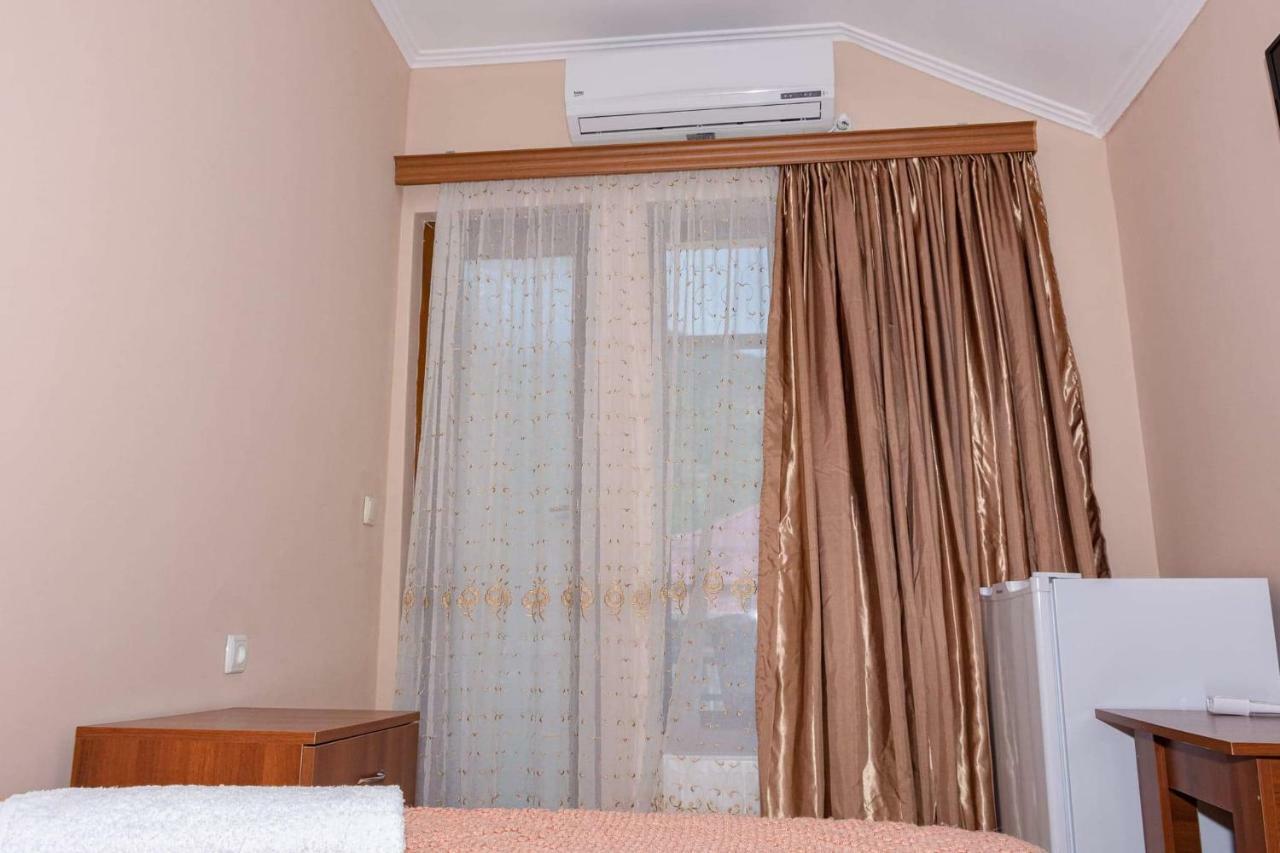 Shera Hotel Borjomi Luaran gambar